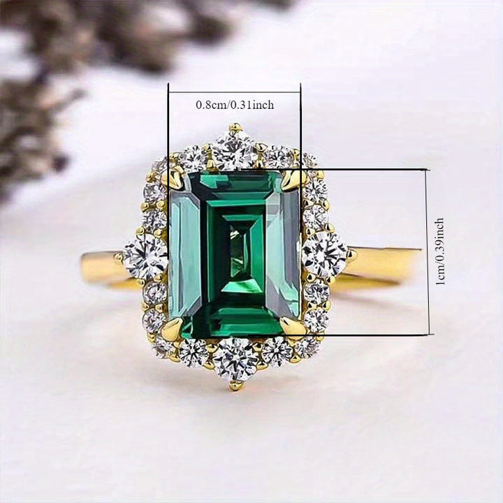Emerald Majesty Ring