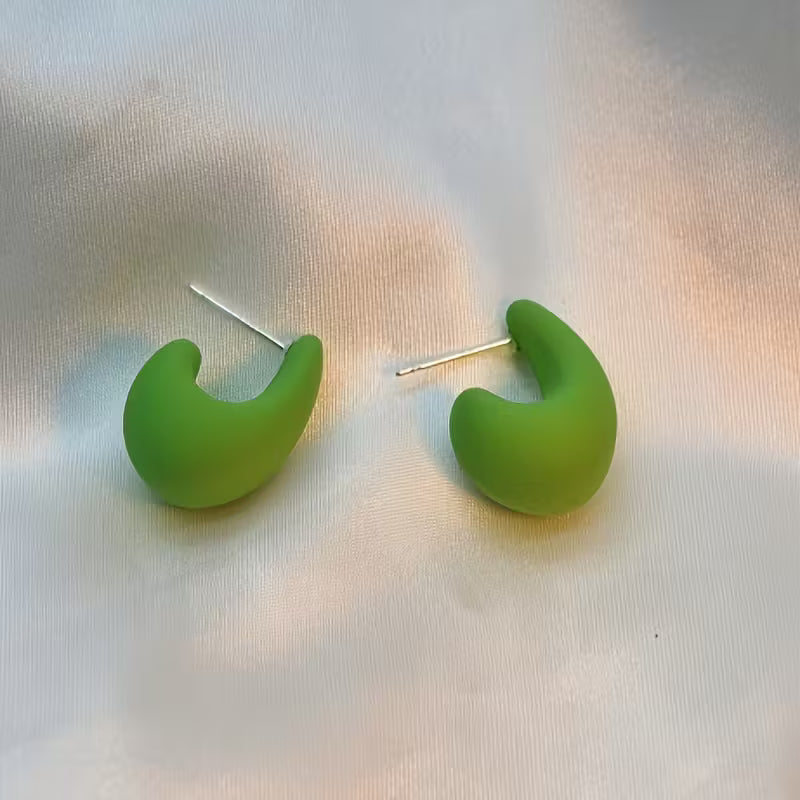 Sleek Minimalist C Earrings