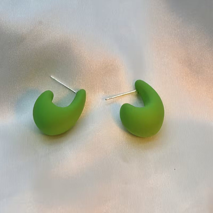 Sleek Minimalist C Earrings
