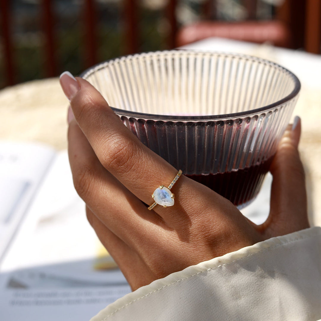 Bianca Moonstone Ring