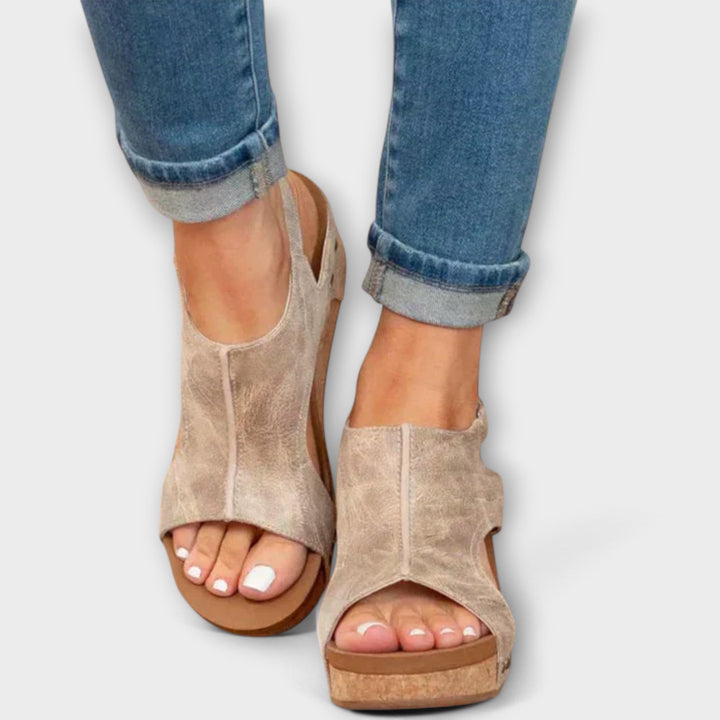 Lina - Orthopaedic Shoes with Wedge Heel