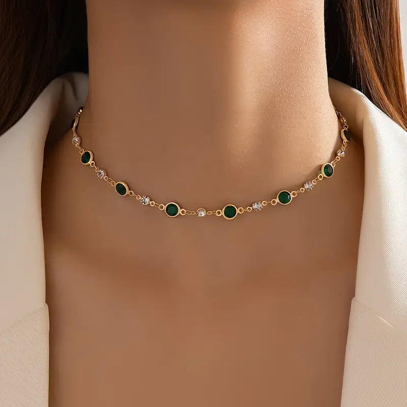 Elegant Green Pendant Necklace