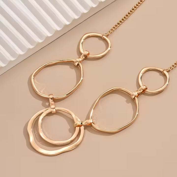 Vintage-Inspired Pendant Necklace