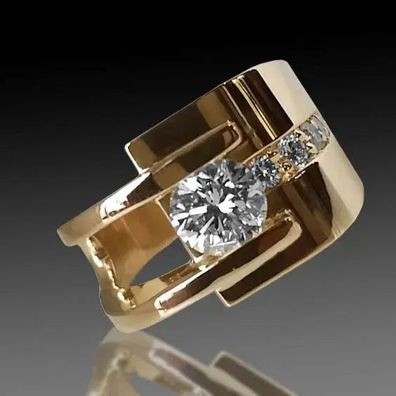 Vintage Gold Ring with Unique Zirconia