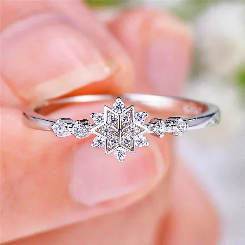 Silver Snowflake Ring