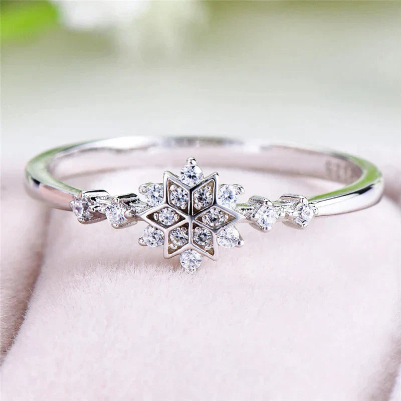 Silver Snowflake Ring