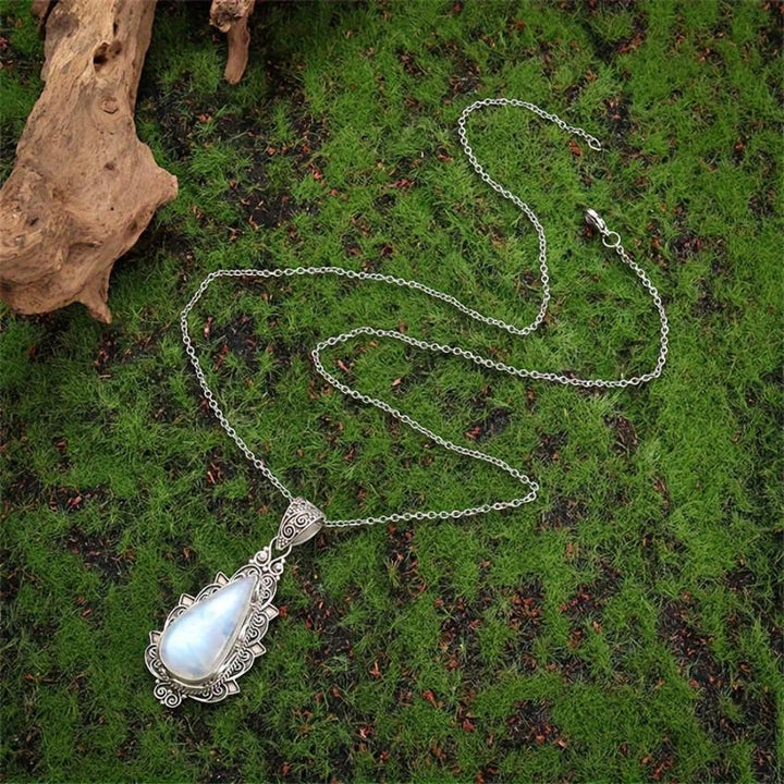 Vintage Moonstone Pendant Necklace" can be rewritten as "Charming Vintage Moonstone Pendant Necklace.