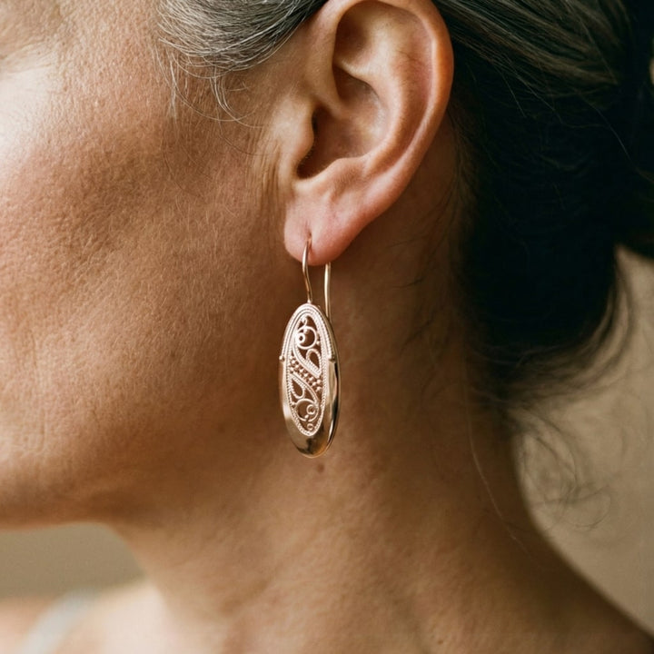 Chic Cut-Out Gold Earrings