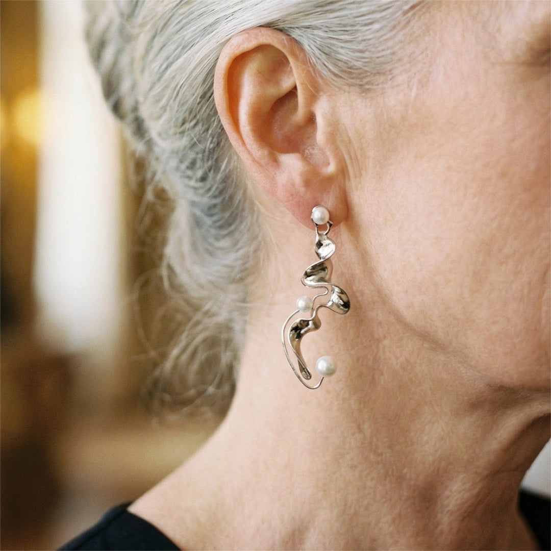 Vintage-Inspired Silver Pearl Earrings