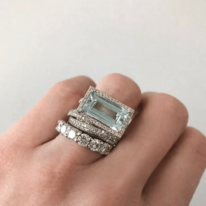 Vintage Turquoise Crystal Ring Set" can be rewritten as "Retro Turquoise Crystal Ring Set.