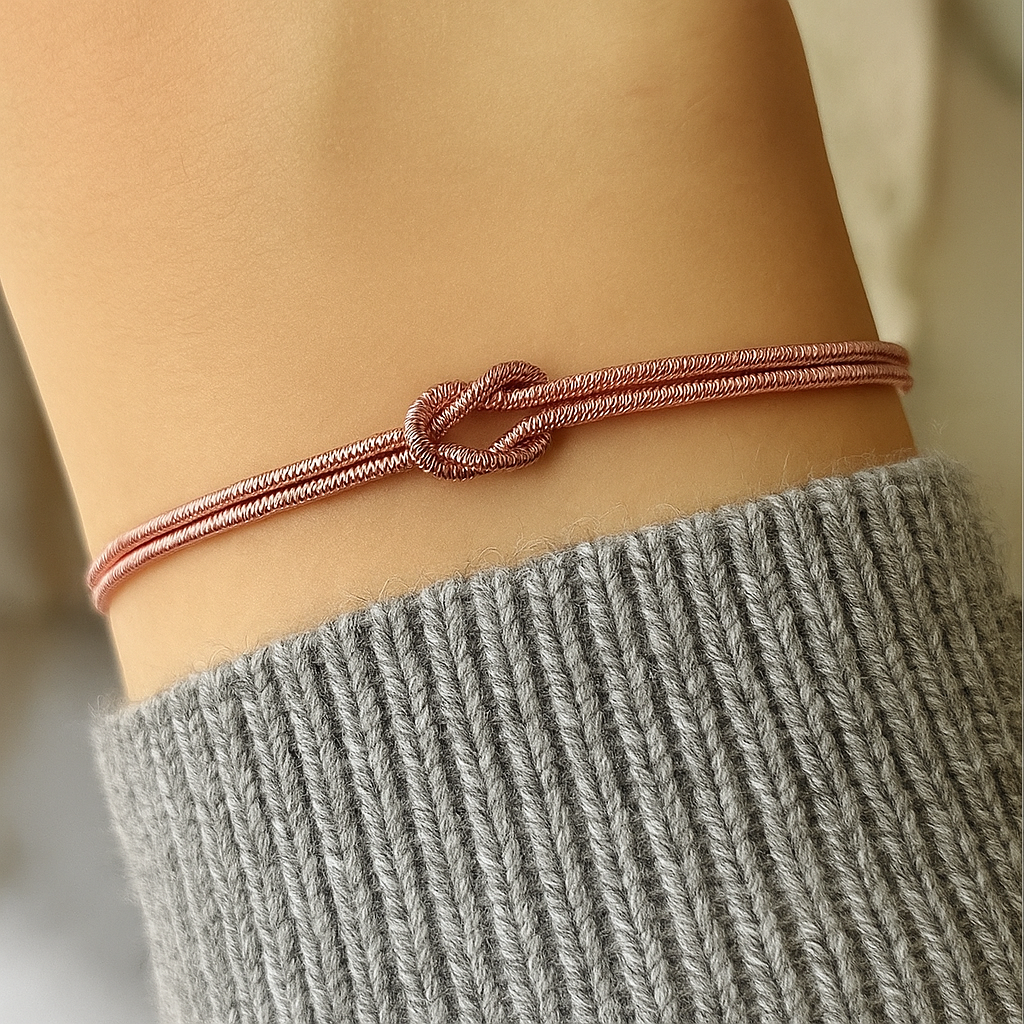 Elegance Knot Bracelet – A Symbol of Unity