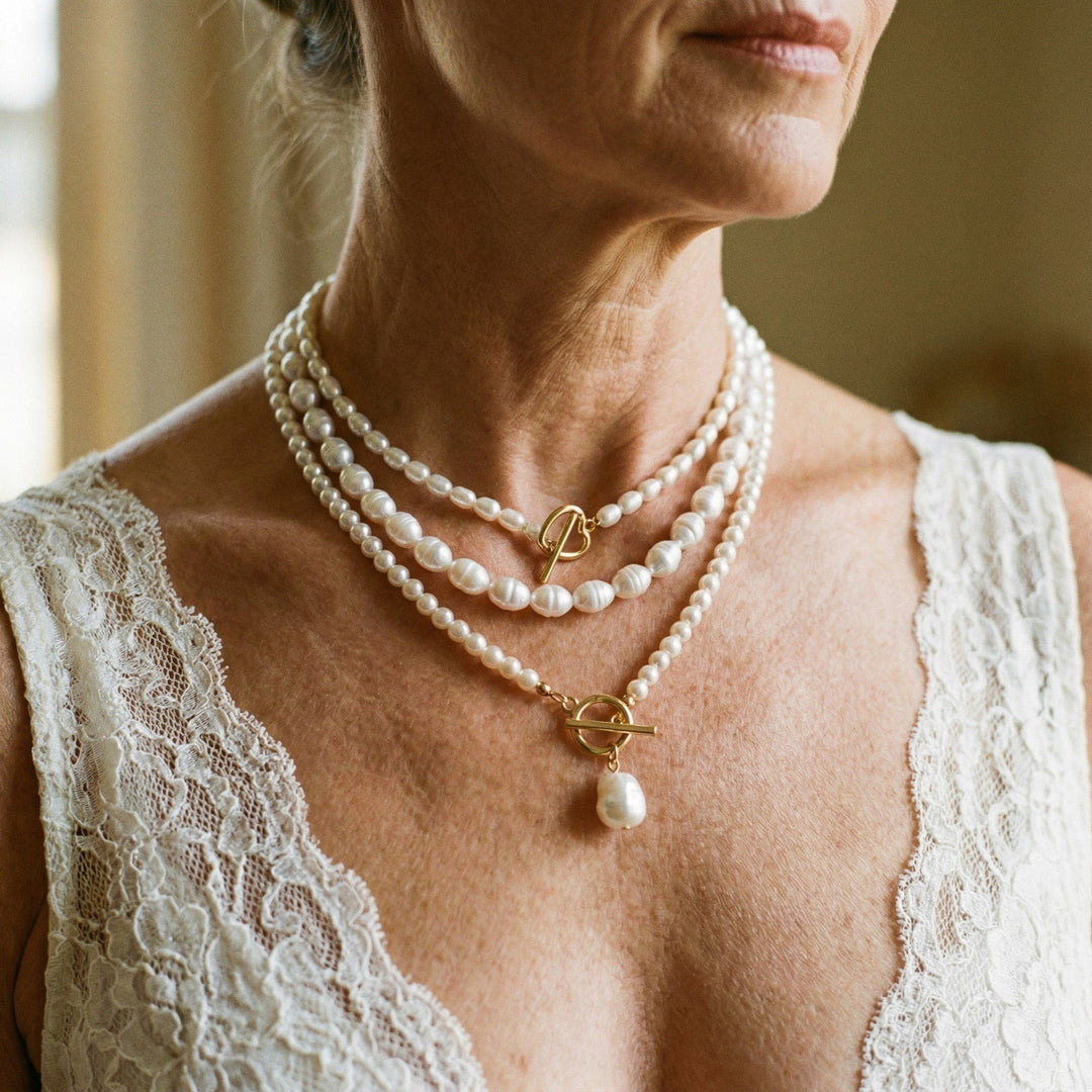 Chic Pearl Necklace