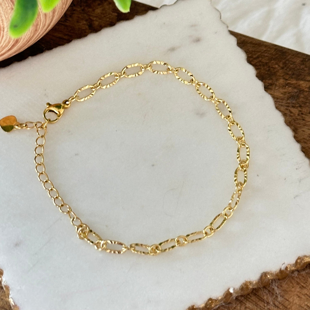 Elisa Sunburst Bracelet" can be rewritten as "Elisa Radiant Sunburst Bracelet.