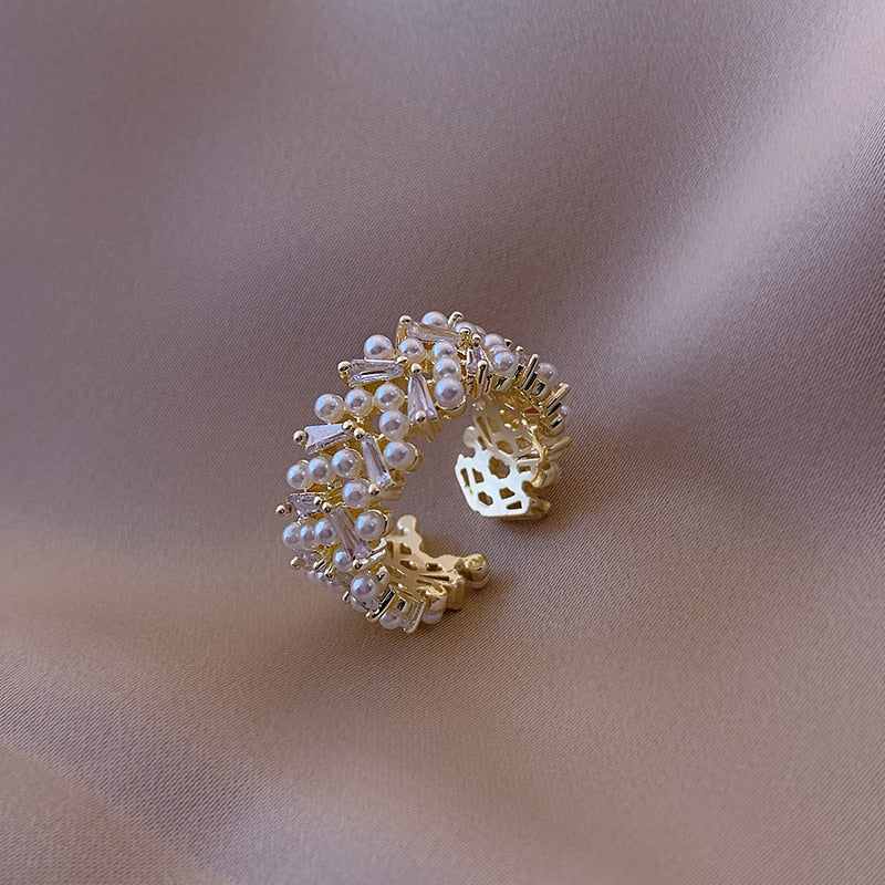 Gold Luxury Pearl Ring