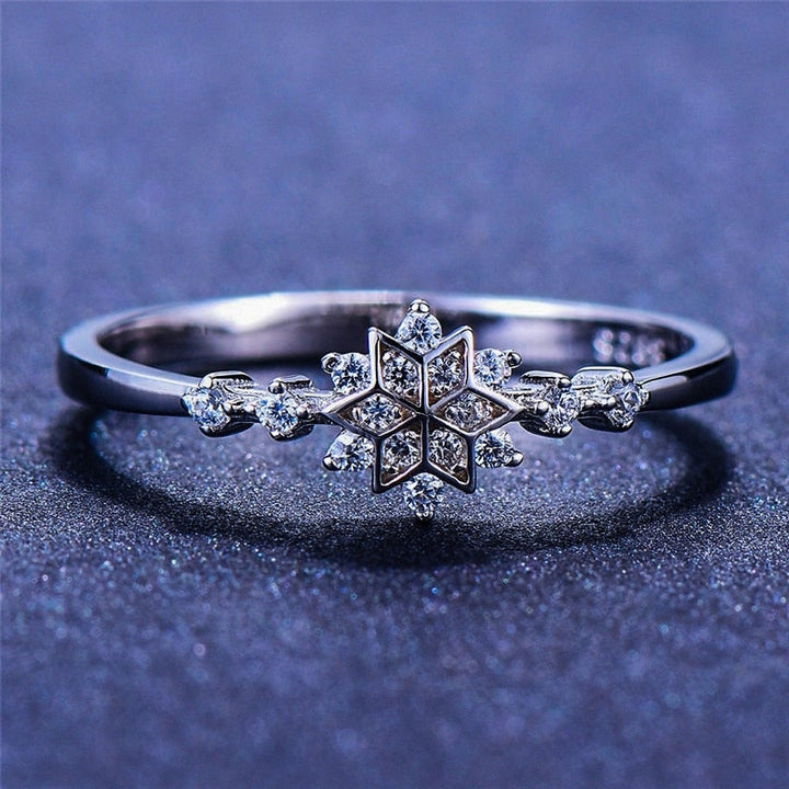 Silver Snowflake Ring