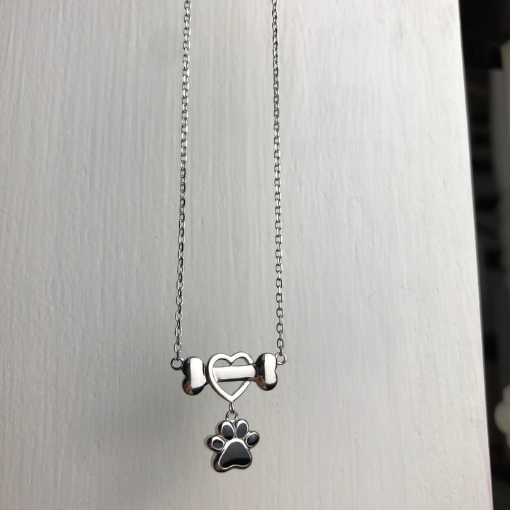 Charming Paw Print Collar