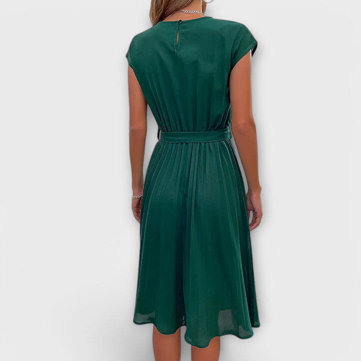 Claire - Short-Sleeved, Pleated, Casual Mini Dress