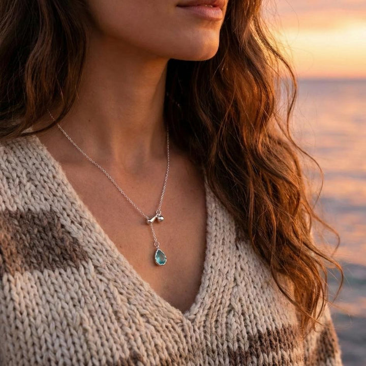 Auralyn Wave Pendant
