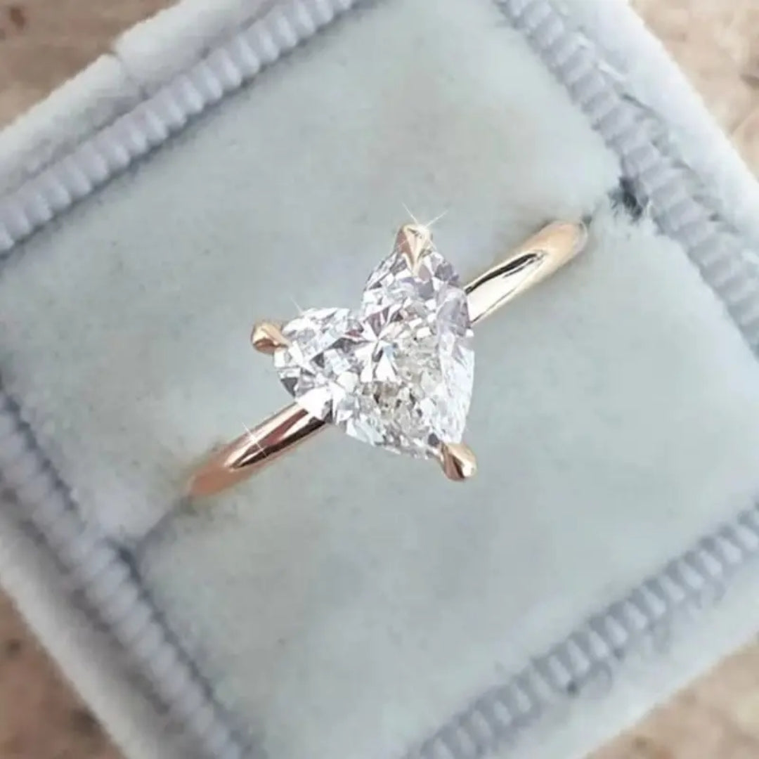 Delicate Heart-Shaped Zirconia Ring