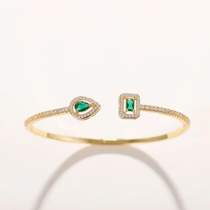 Stunning Emerald Bracelet