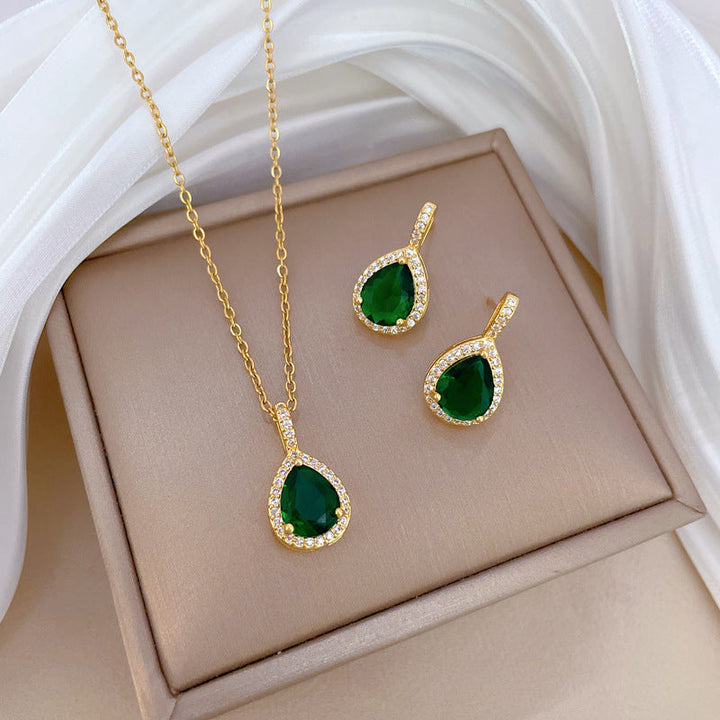 Emerald Radiance Jewelry Collection