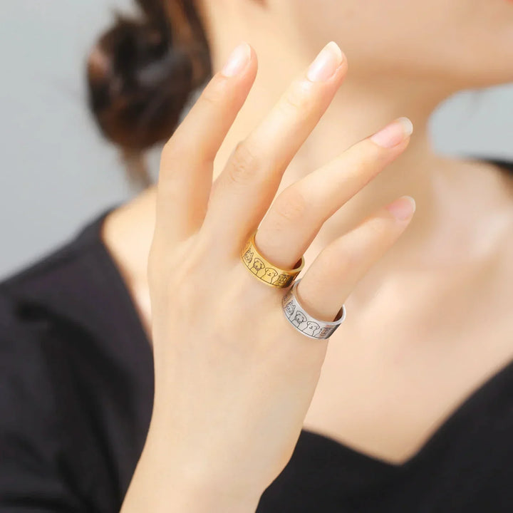 Guardian Dog Ring" can be translated and rewritten as "Protective Pup Ring.