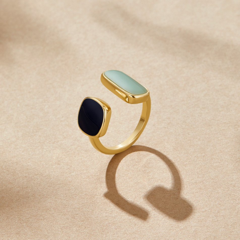 Aquamarine Wrap Ring" can be rewritten as "Elegant Aquamarine Wrap Ring.