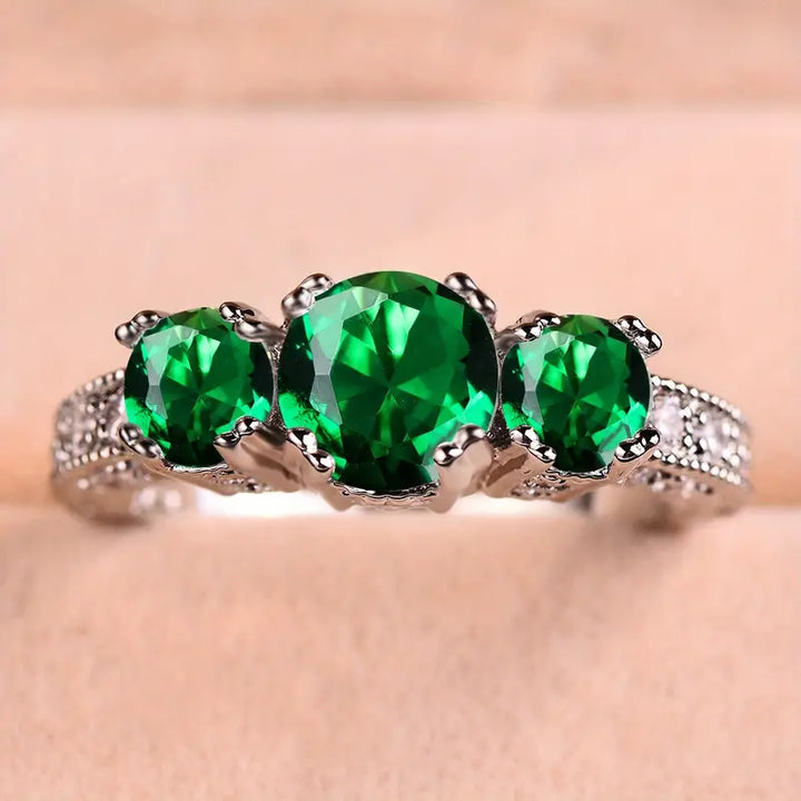 Emerald Serilda Ring