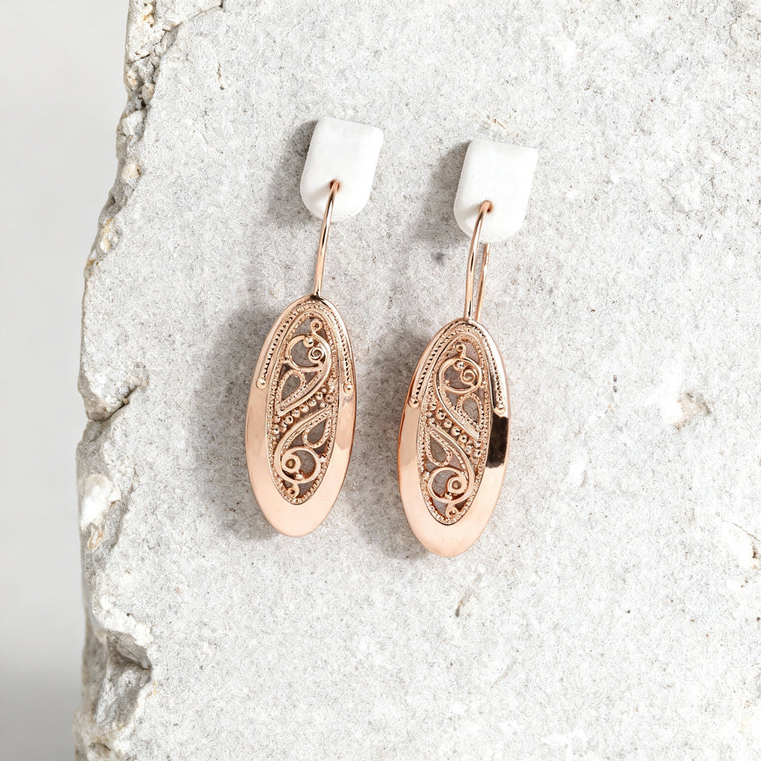 Chic Cut-Out Gold Earrings