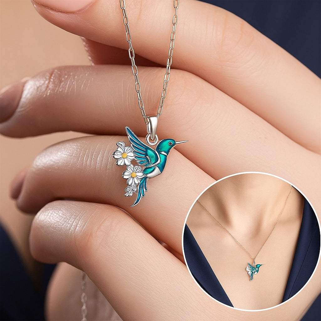 Vibrant Bird Collar