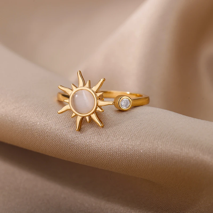 Gold Soleil Ring