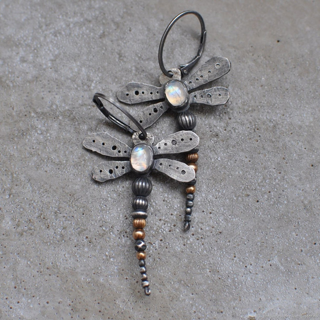 Retro Dragonfly Earrings