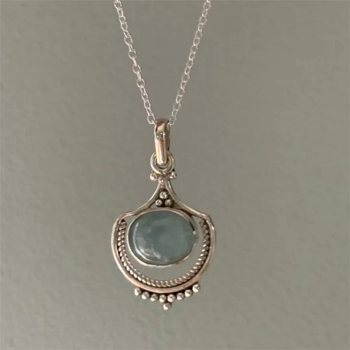 Vintage Green Stone Collar Necklace