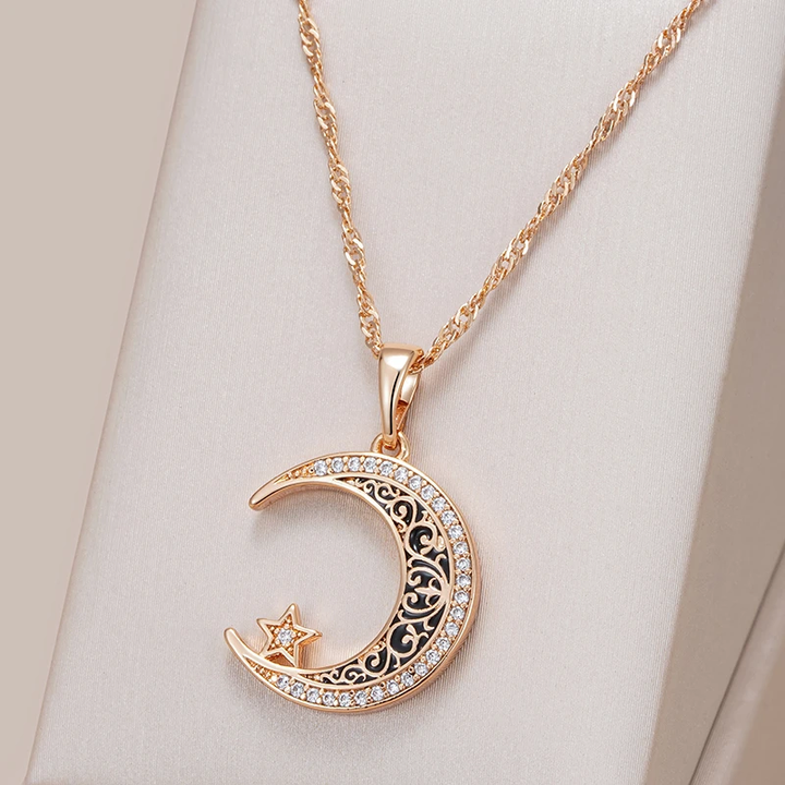 Chic Shiny Luna Necklace