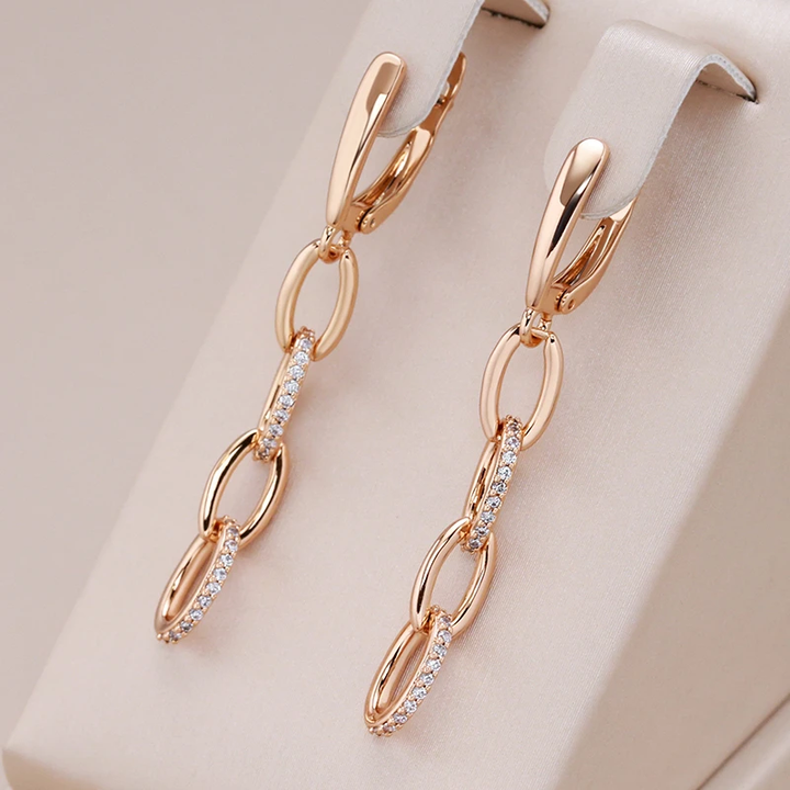 Chic Gold Chain Earrings with Sparkling Accents
