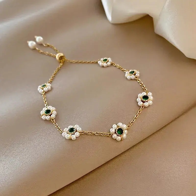 Chic Green Crystal Bracelet