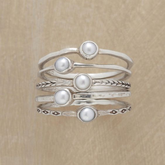 Vintage Silver Ring with Pearl Inlays