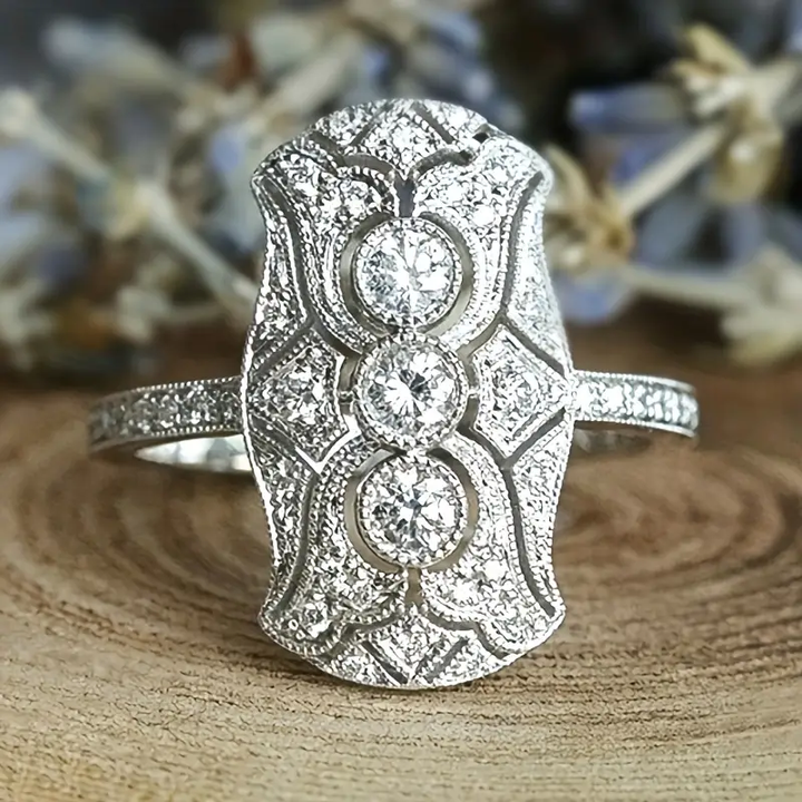 Vintage Sparkling Silver Ring