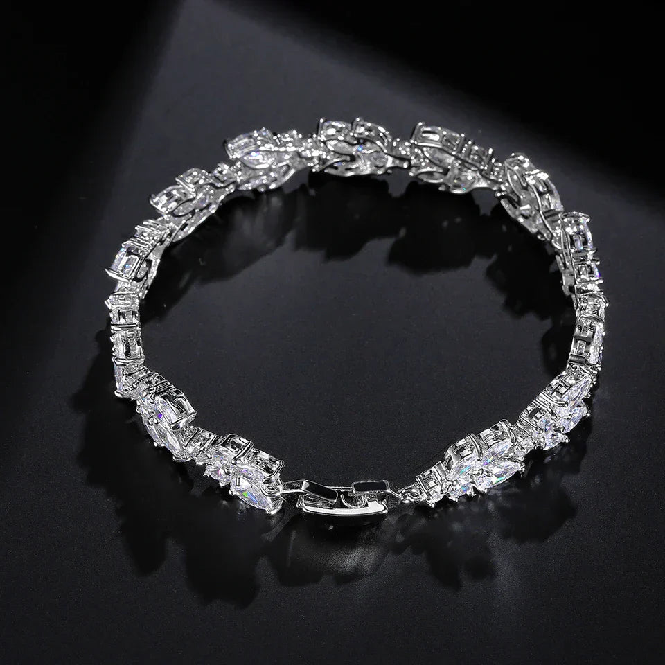 Vintage Silver Chain Bracelet