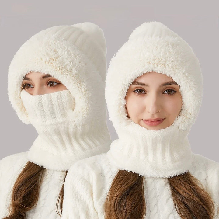 Amélie | Cozy Fluffy Hat with Pom-Pom